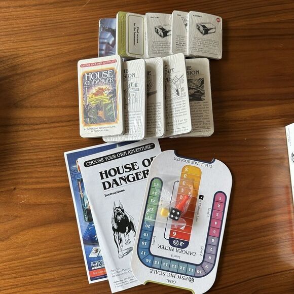 House of Danger game Choose Your Own Adventure sealed - Picture 3 of 3